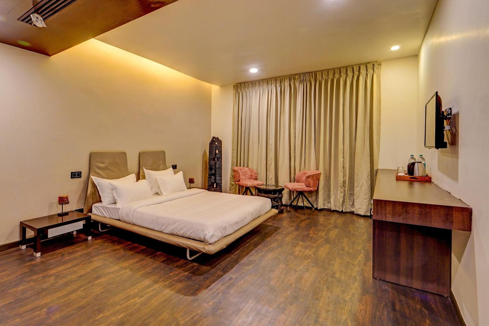 Palette - The Slate Hotel Nungambakkam Chennai Exteriör bild