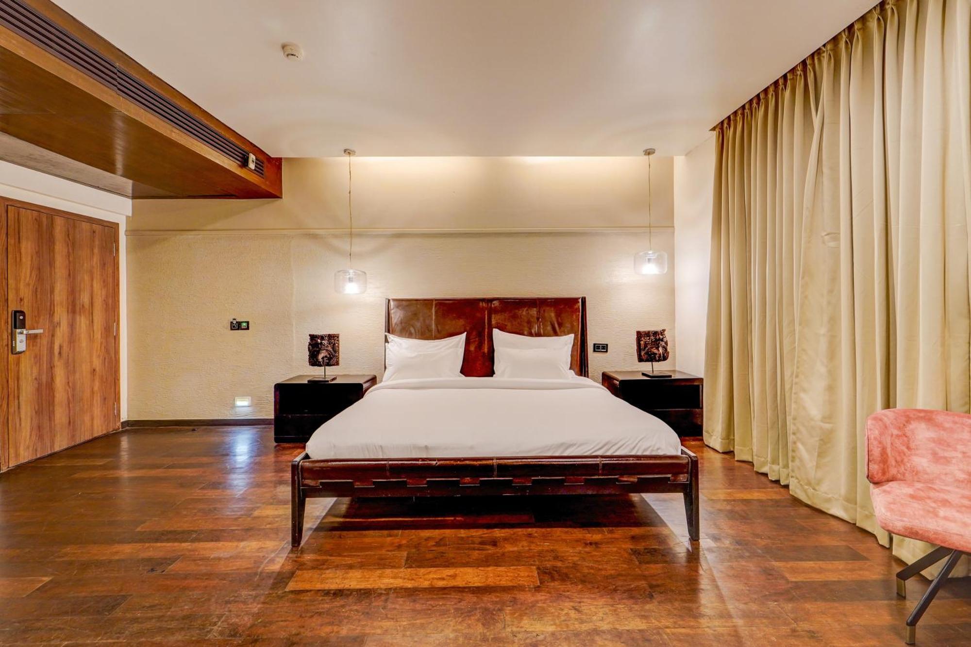 Palette - The Slate Hotel Nungambakkam Chennai Exteriör bild