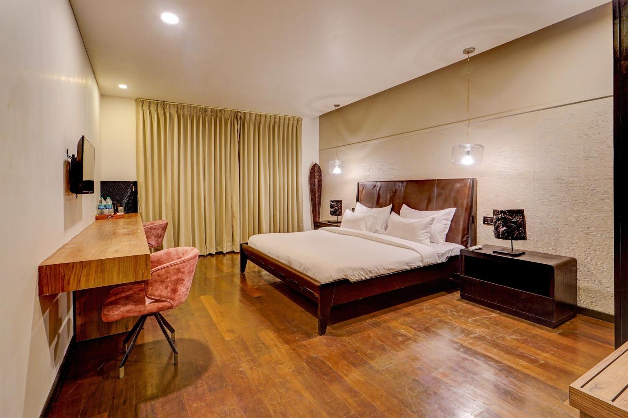 Palette - The Slate Hotel Nungambakkam Chennai Exteriör bild